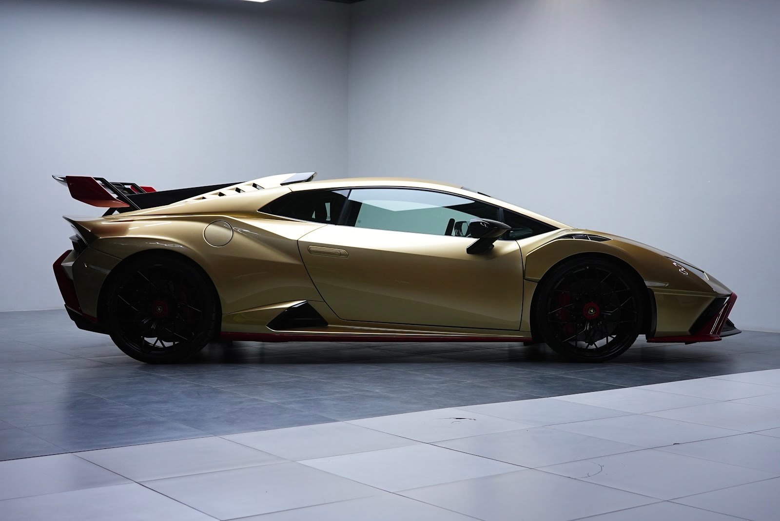 Rent Lamborghini Huracan STO in Dubai photo 18