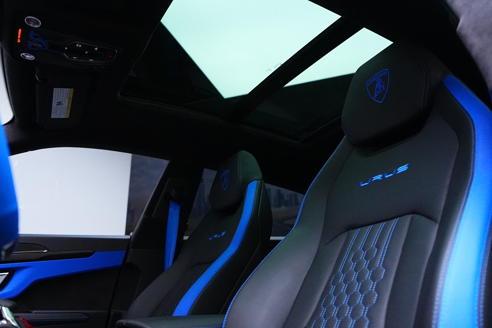 Rent Lamborghini Urus S in Dubai photo 10