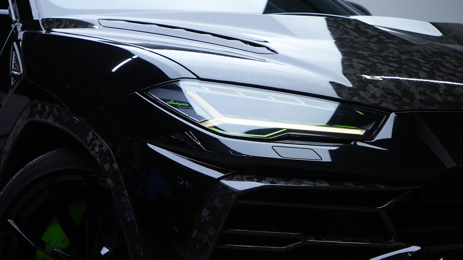 Rent Lamborghini Urus Mansory in Dubai (Black) photo 2