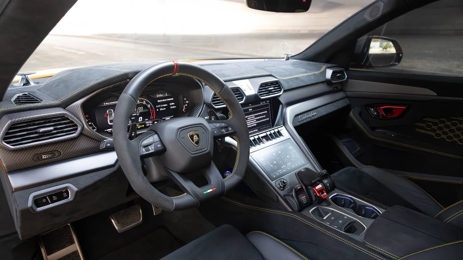 Rent Lamborghini Urus Performante in Dubai (Yellow) photo 4