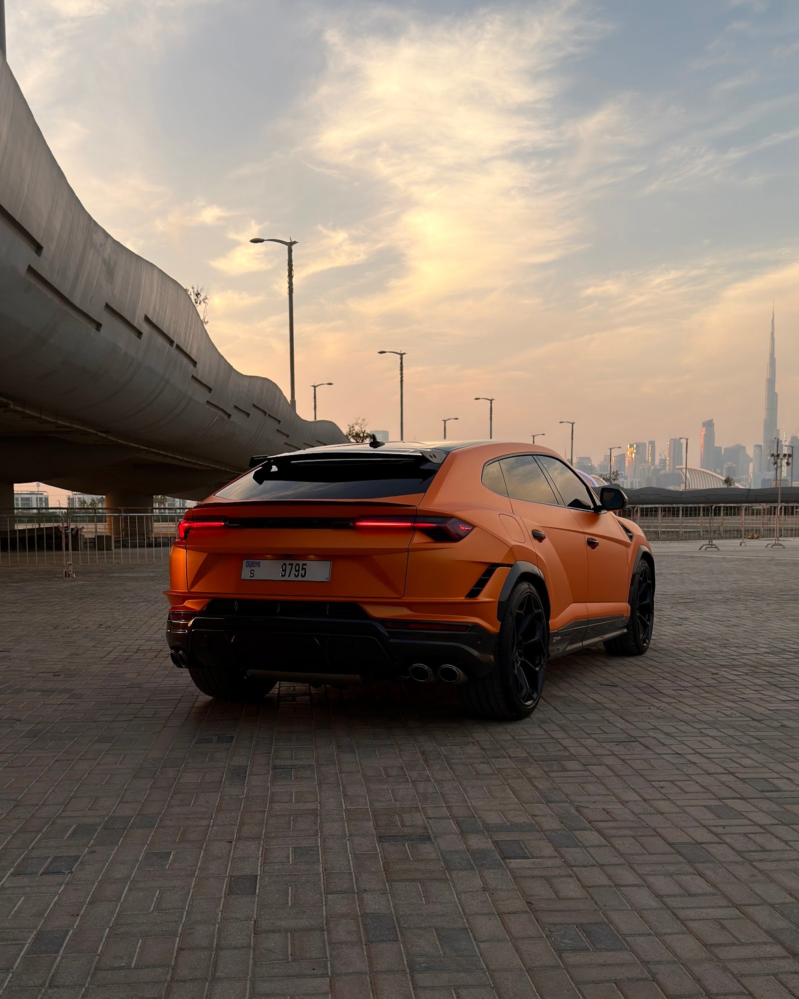 Rent Lamborghini Urus Performante in Dubai (Orange) photo 2