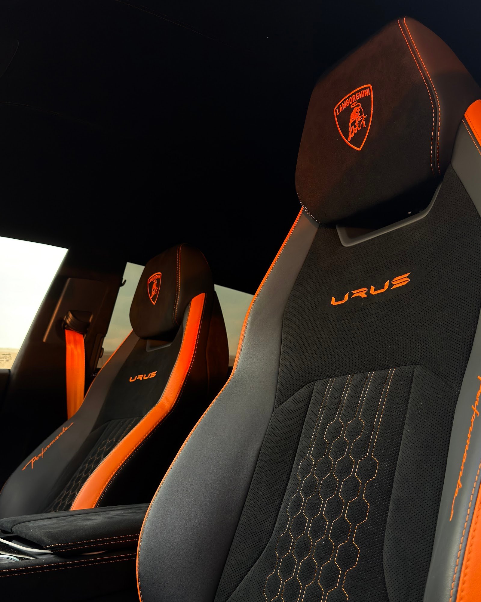 Rent Lamborghini Urus Performante in Dubai (Orange) photo 4