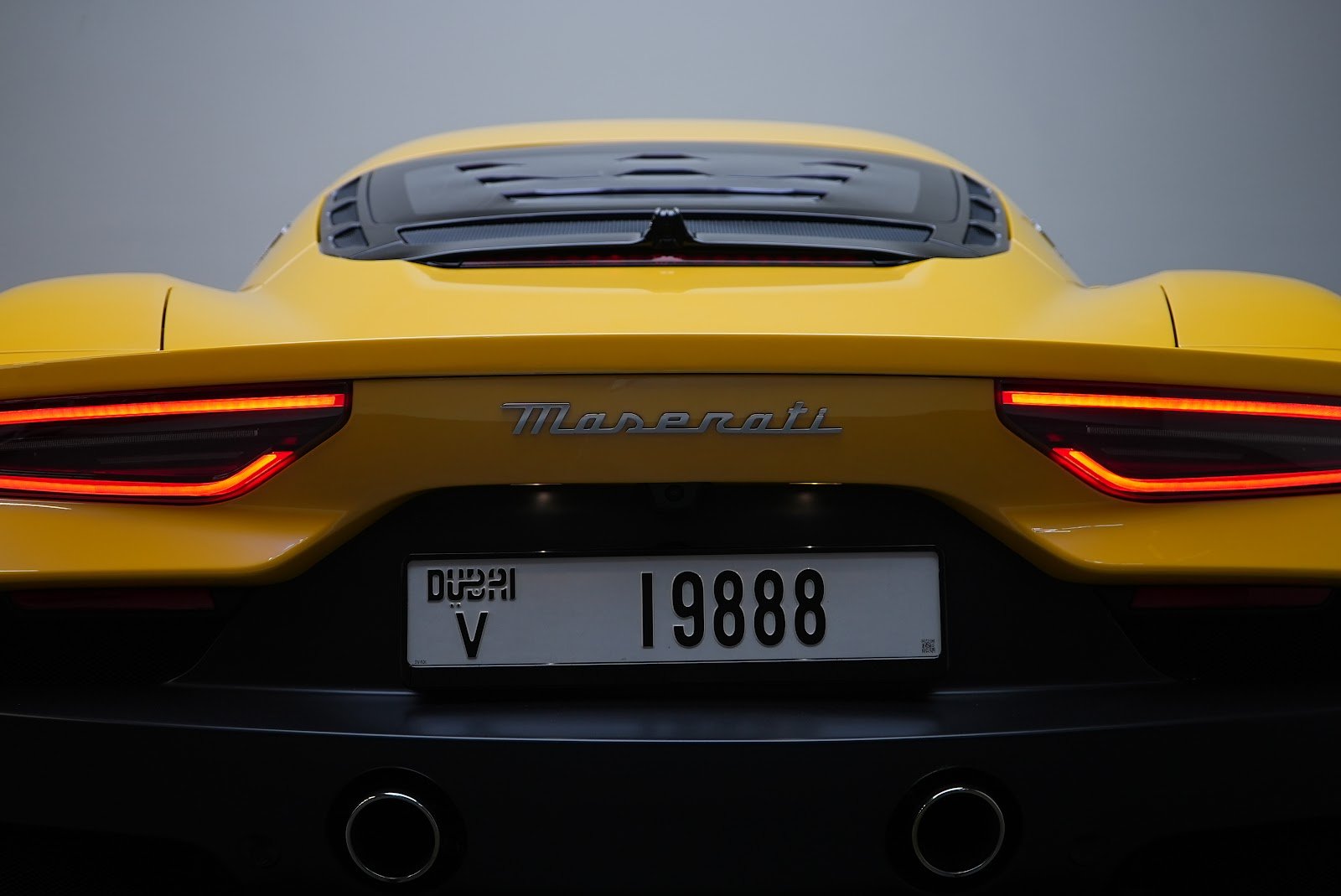 Rent Maserati MC20 in Dubai photo 6