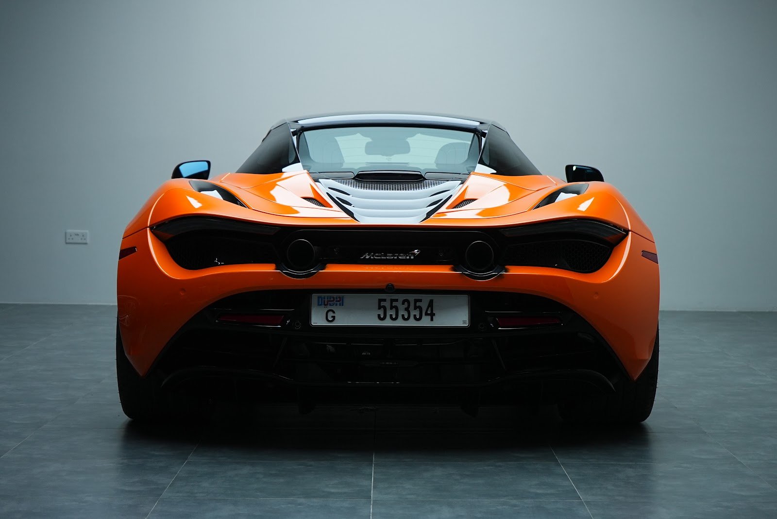 Rent McLaren 720S in Dubai photo 2