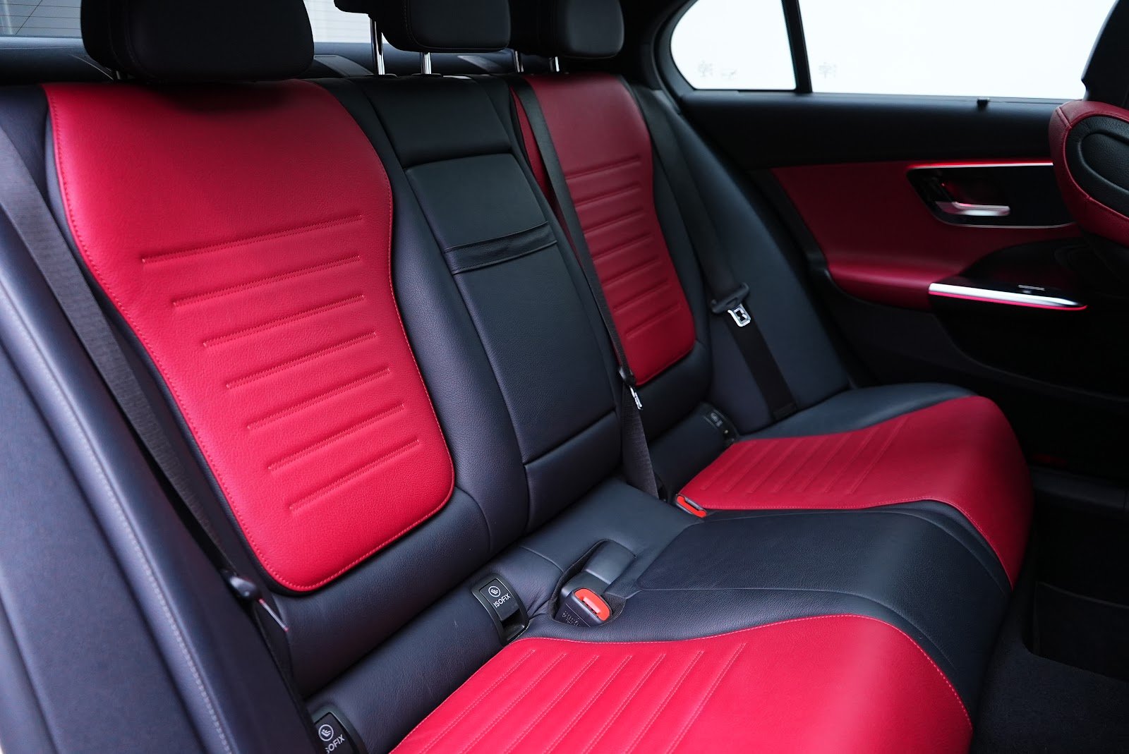 Rent Mercedes-Benz C200 in Dubai photo 7