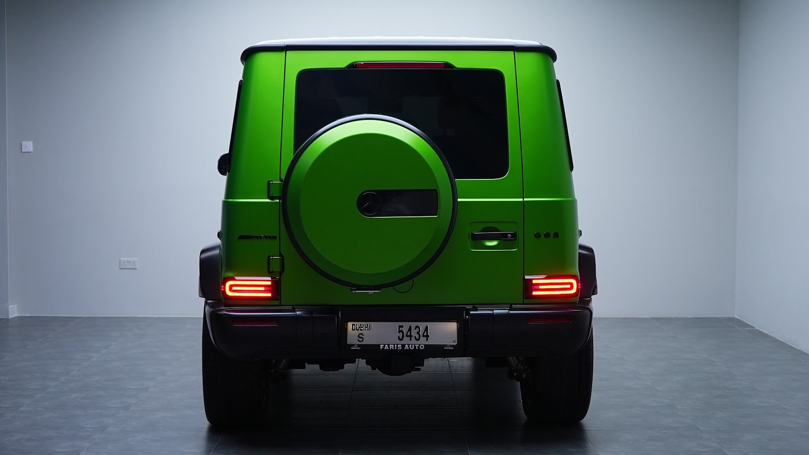 Rent Mercedes-Benz G63 in Dubai (Green) photo 2