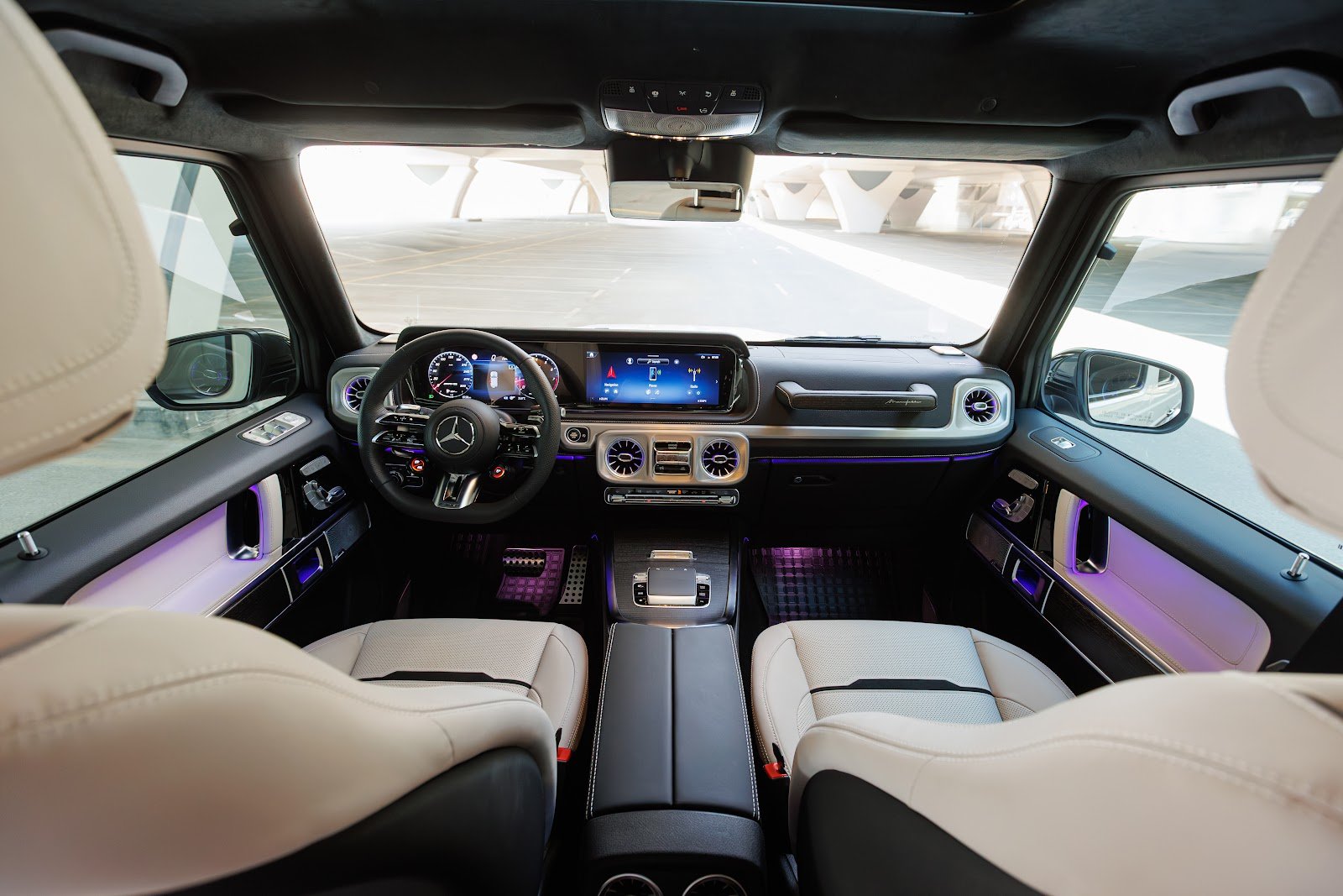 Rent 2025 Mercedes-Benz G63 in Dubai (White) photo 8
