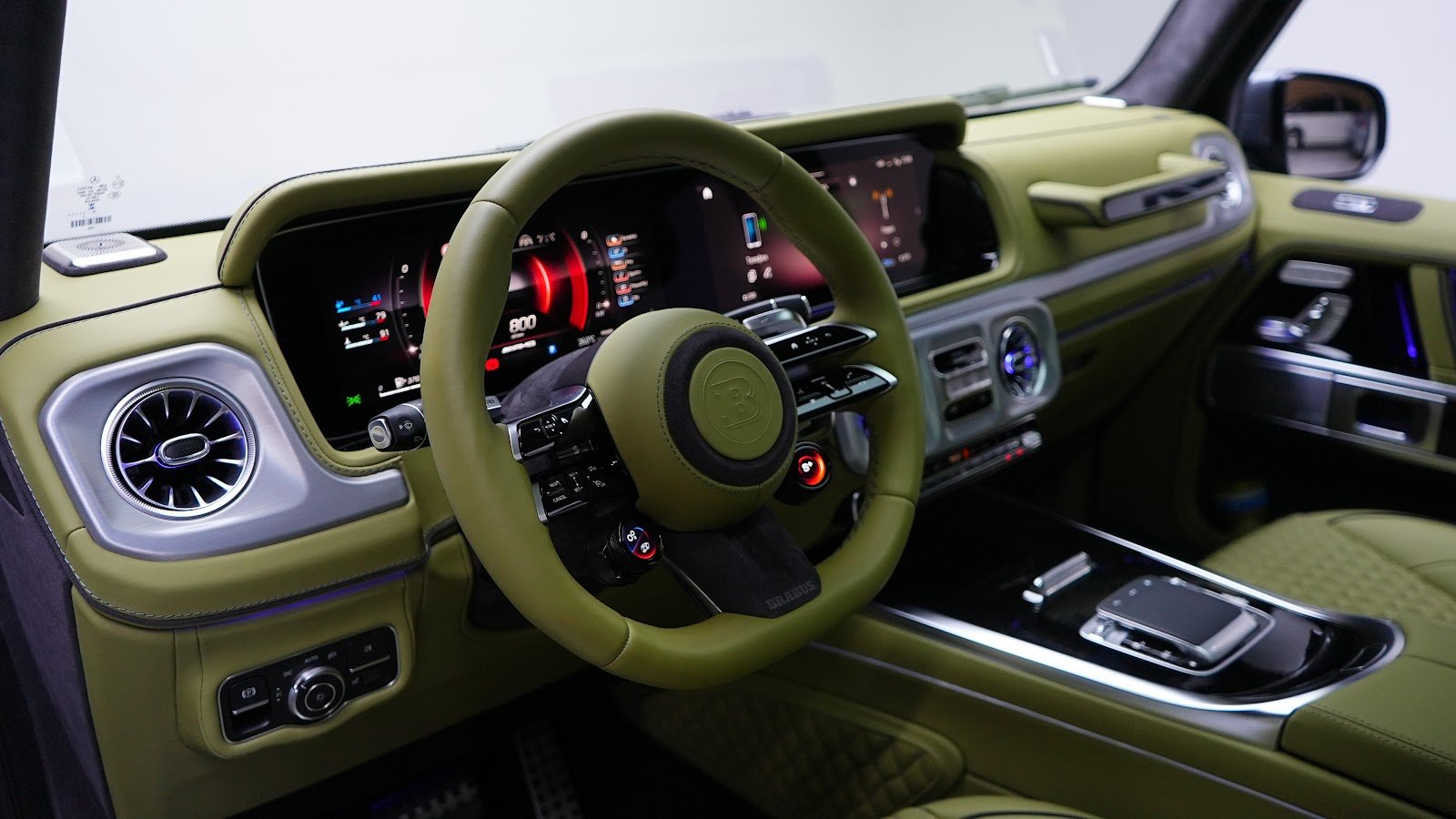 Rent 2025 Mercedes-Benz G63 in Dubai (Nardo Gray) photo 3