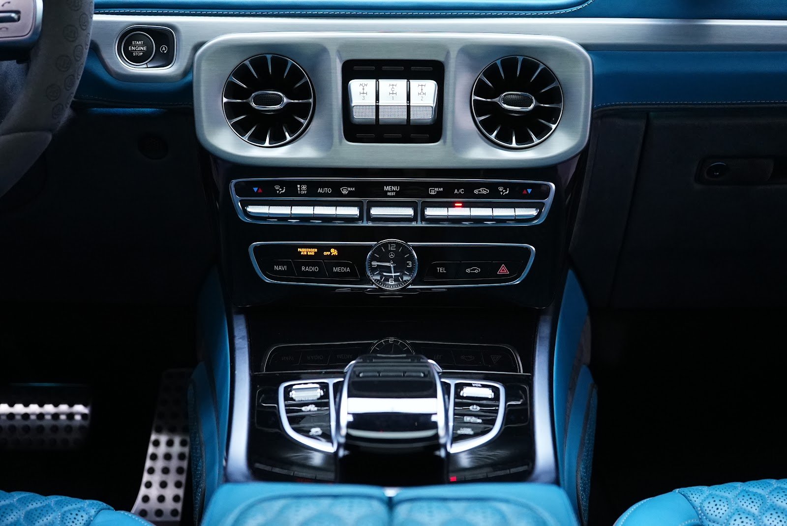 Rent Mercedes-Benz G550 4x4 Brabus in Dubai photo 12