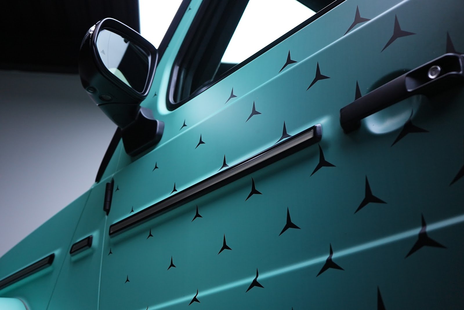 Rent Mercedes-Benz G550 4x4 Brabus in Dubai photo 27