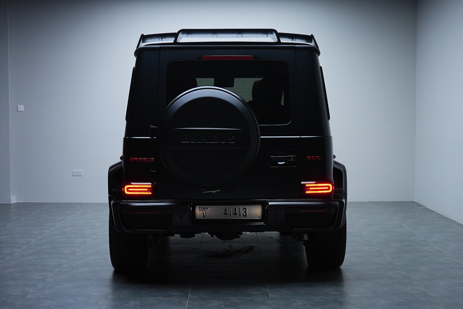 Rent Mercedes-Benz G800 Brabus in Dubai (Black Matte) photo 18