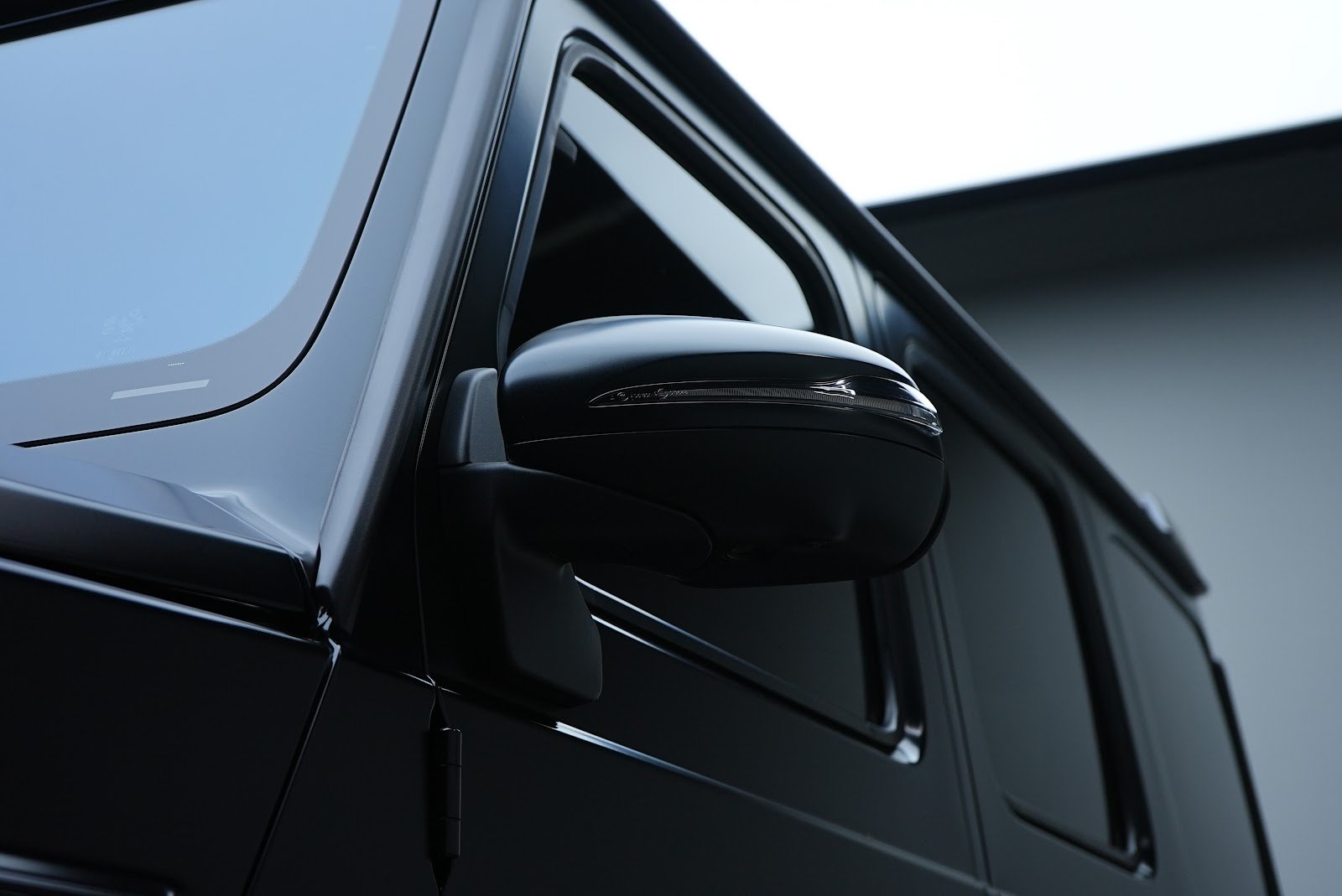 Rent Mercedes-Benz G800 Brabus in Dubai (Black Matte) photo 3