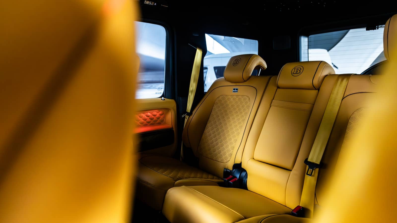 Rent Mercedes-Benz G800 Brabus in Dubai (Black Gloss) photo 11