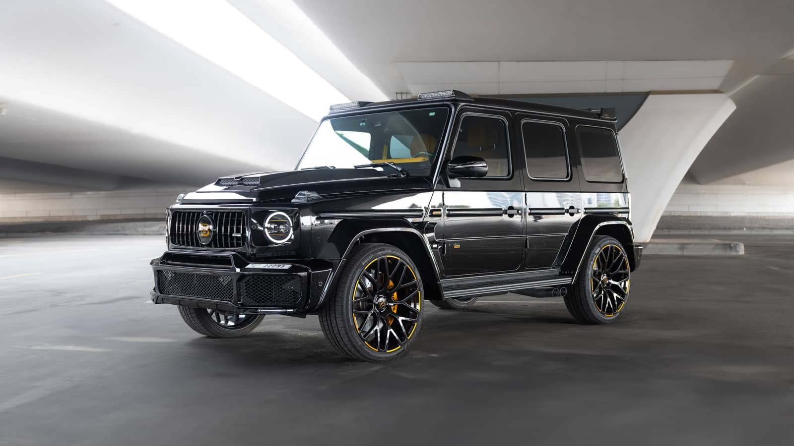 Rent Mercedes-Benz G800 Brabus in Dubai (Black Gloss) photo 3