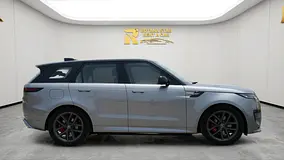 2025 Land Rover Range Rover Sport for Rent in Al Barsha 1 — No-Deposit Options Available photo 4