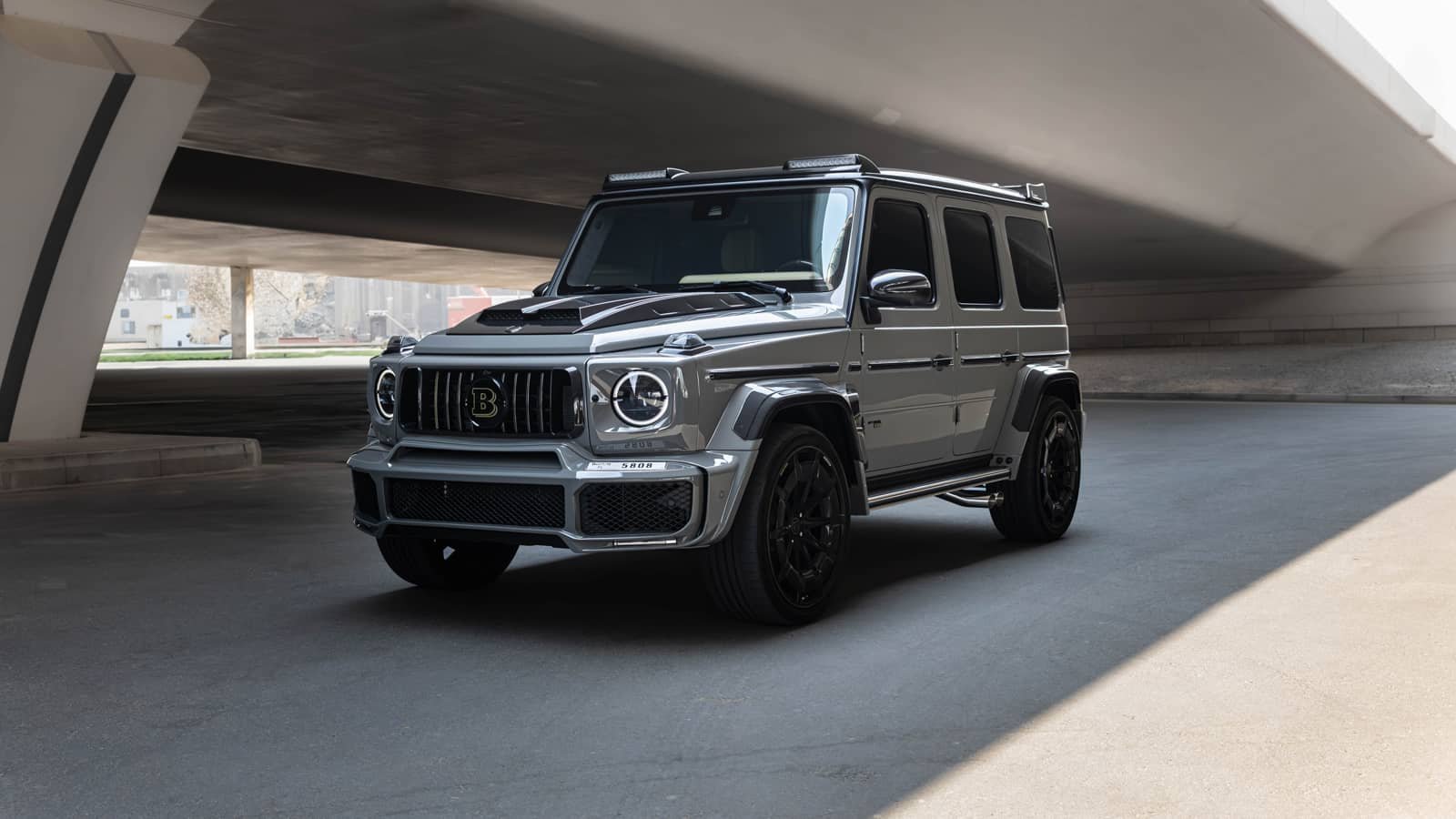 Rent Mercedes-Benz G800 Brabus in Dubai (Gray) photo 2