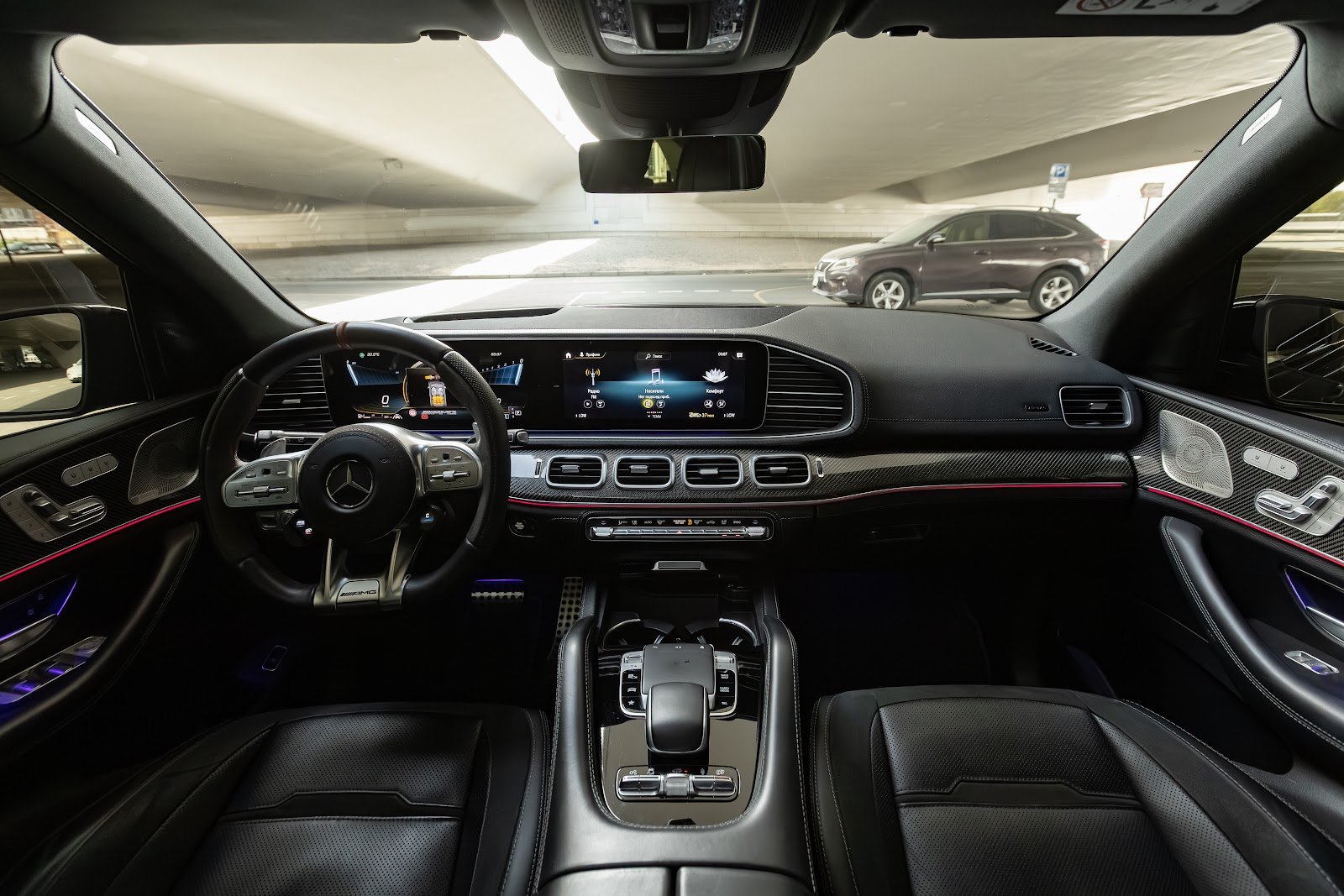 Rent Mercedes-Benz GLE 53 in Dubai photo 3