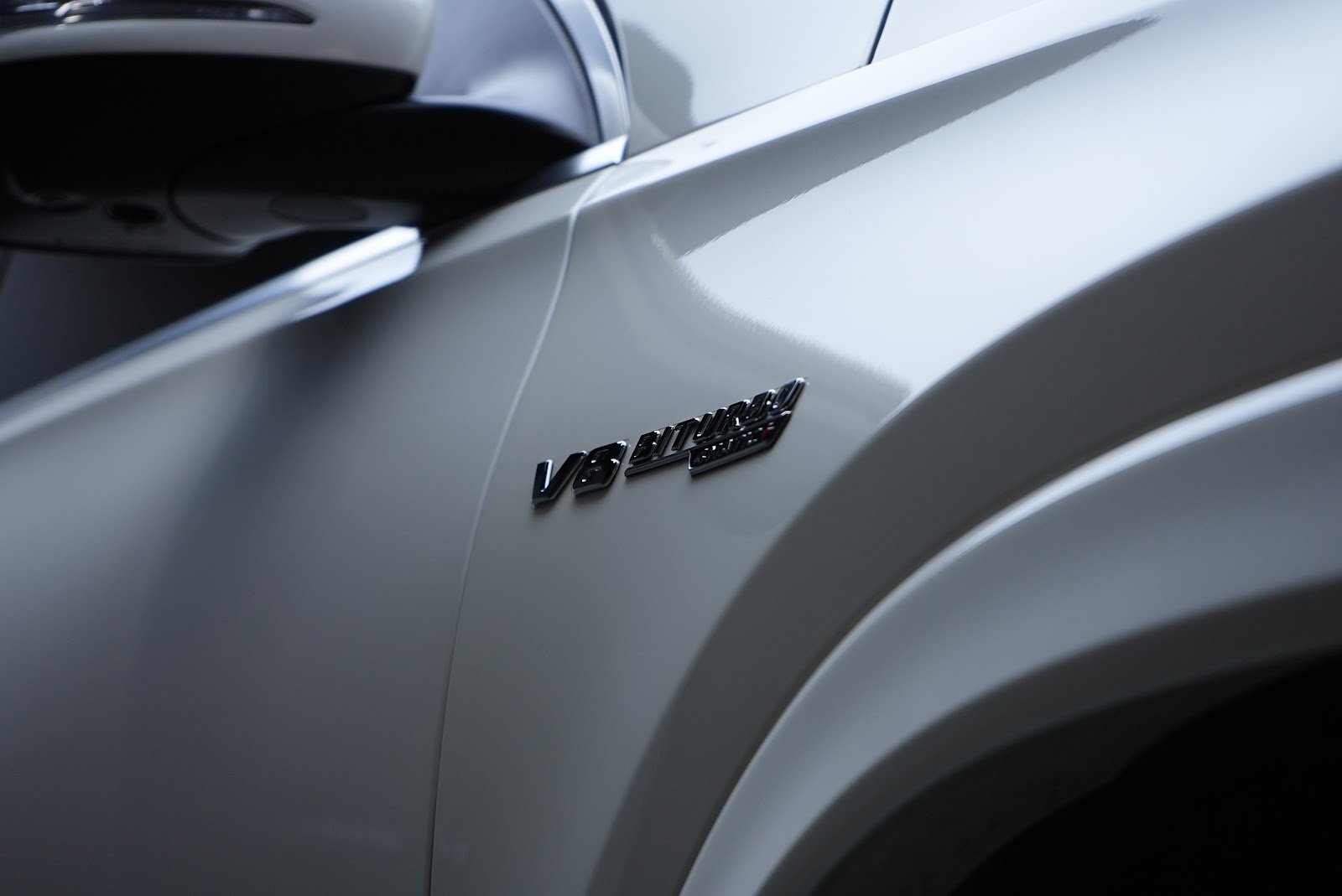 Rent Mercedes-Benz GLS 63 in Dubai photo 2