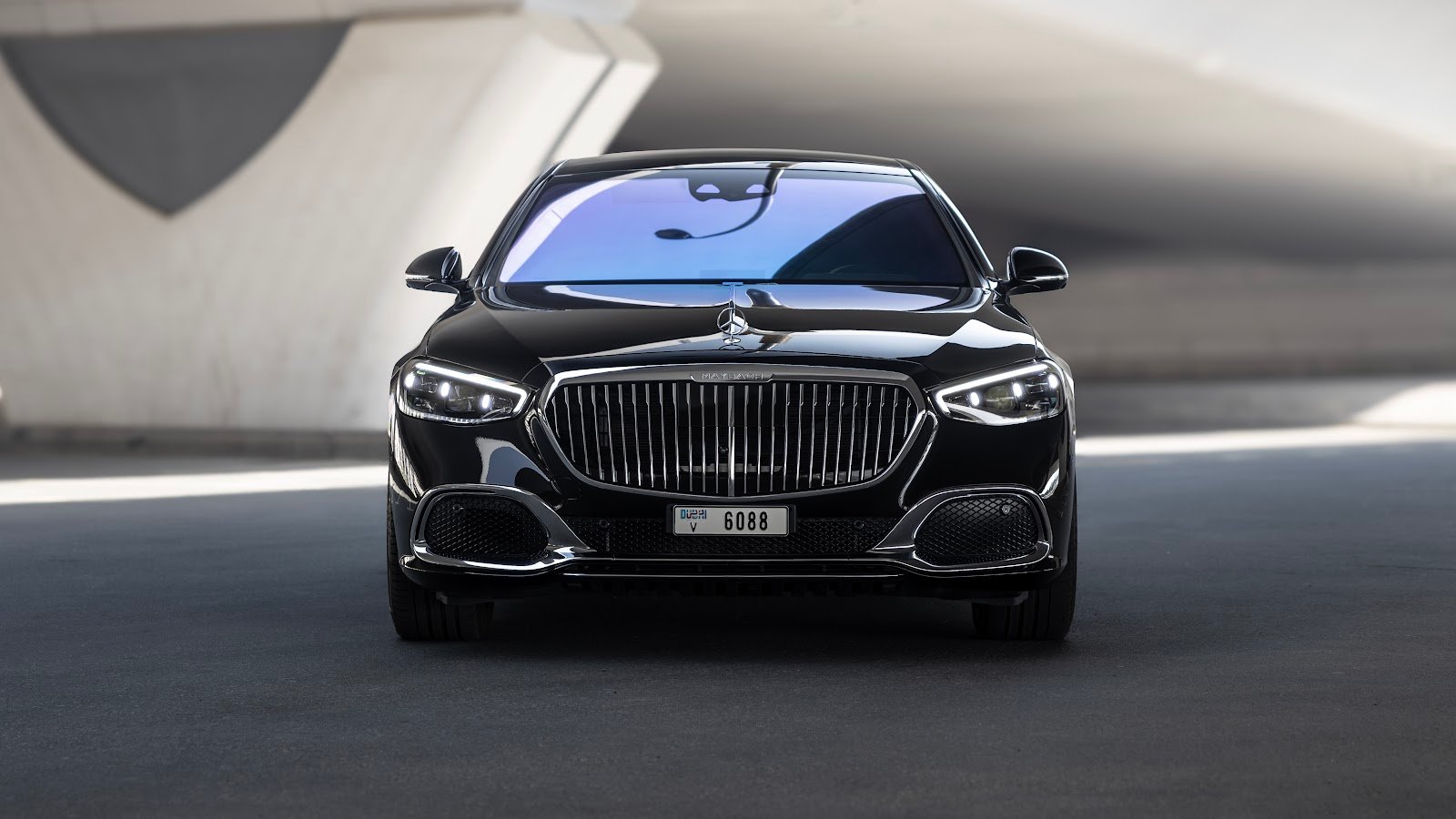 Rent Mercedes-Maybach S580 in Dubai rental in Dubai