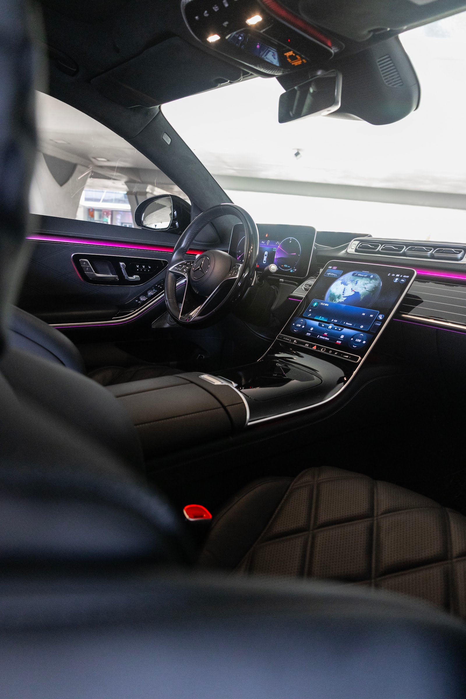 Rent Mercedes-Maybach S580 in Dubai photo 11