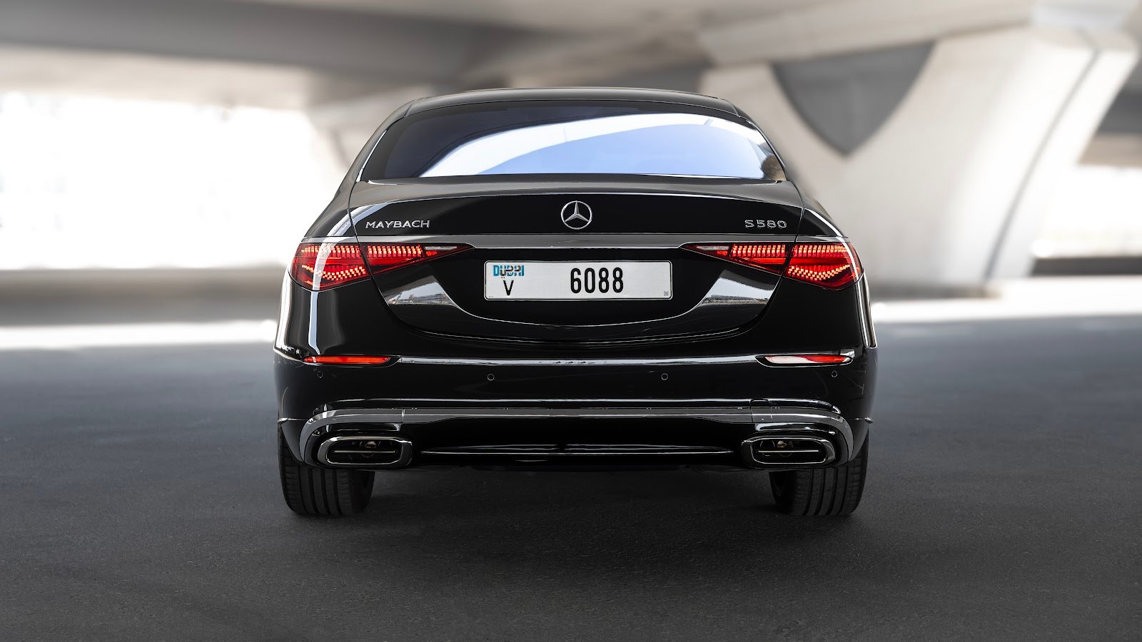 Rent Mercedes-Maybach S580 in Dubai photo 26