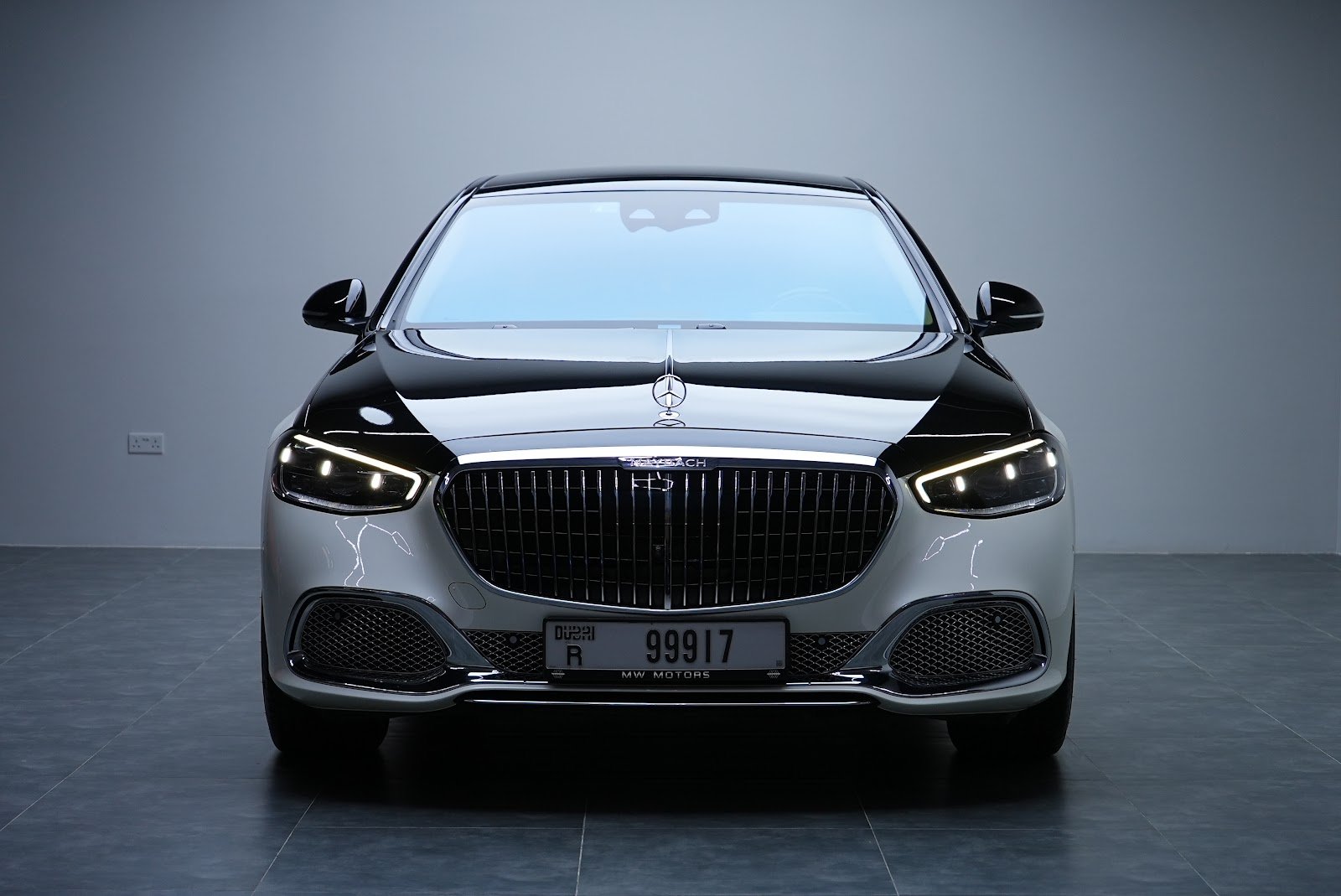 Rent Mercedes-Maybach S680 Long in Dubai rental in Dubai