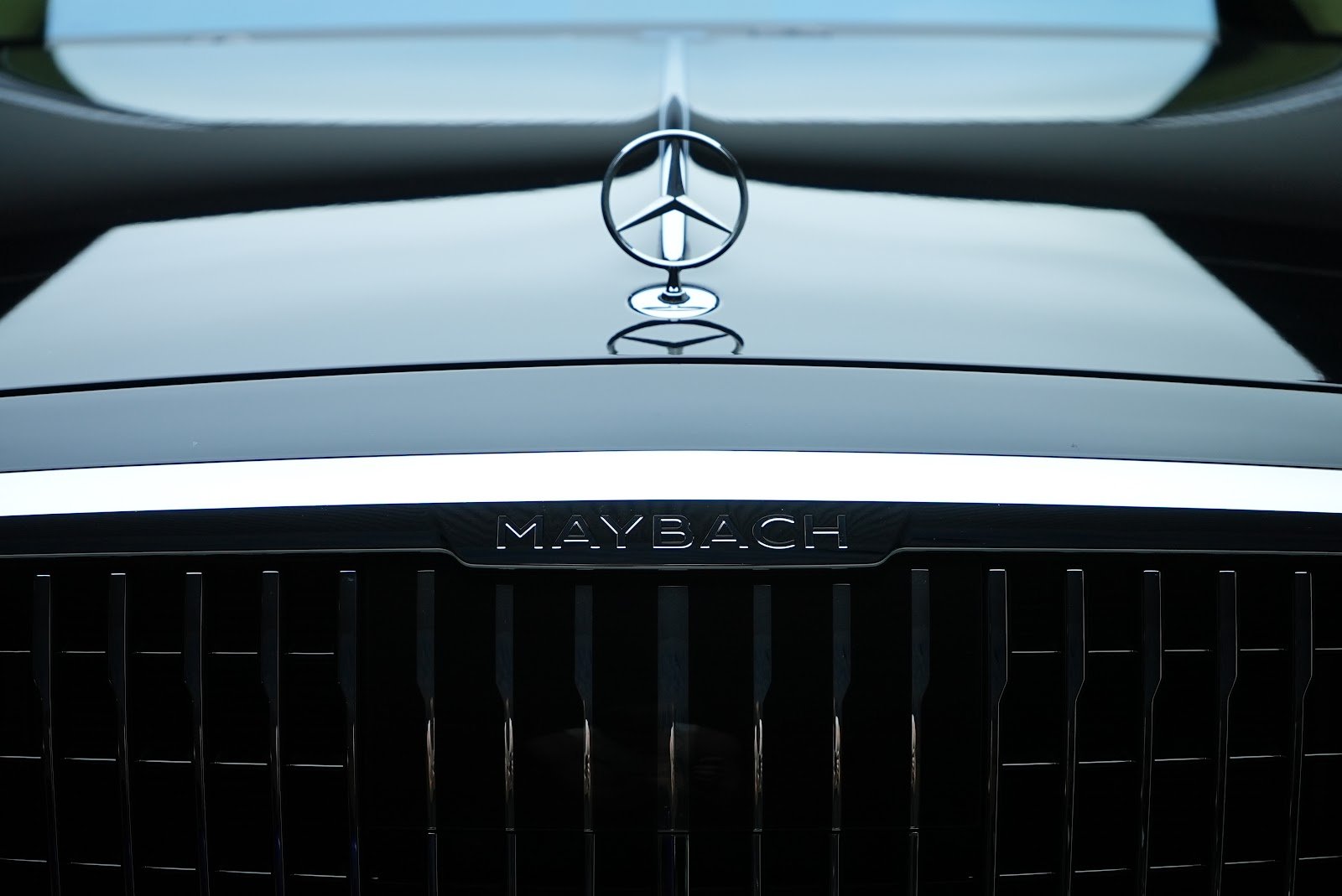Rent Mercedes-Maybach S680 Long in Dubai photo 3