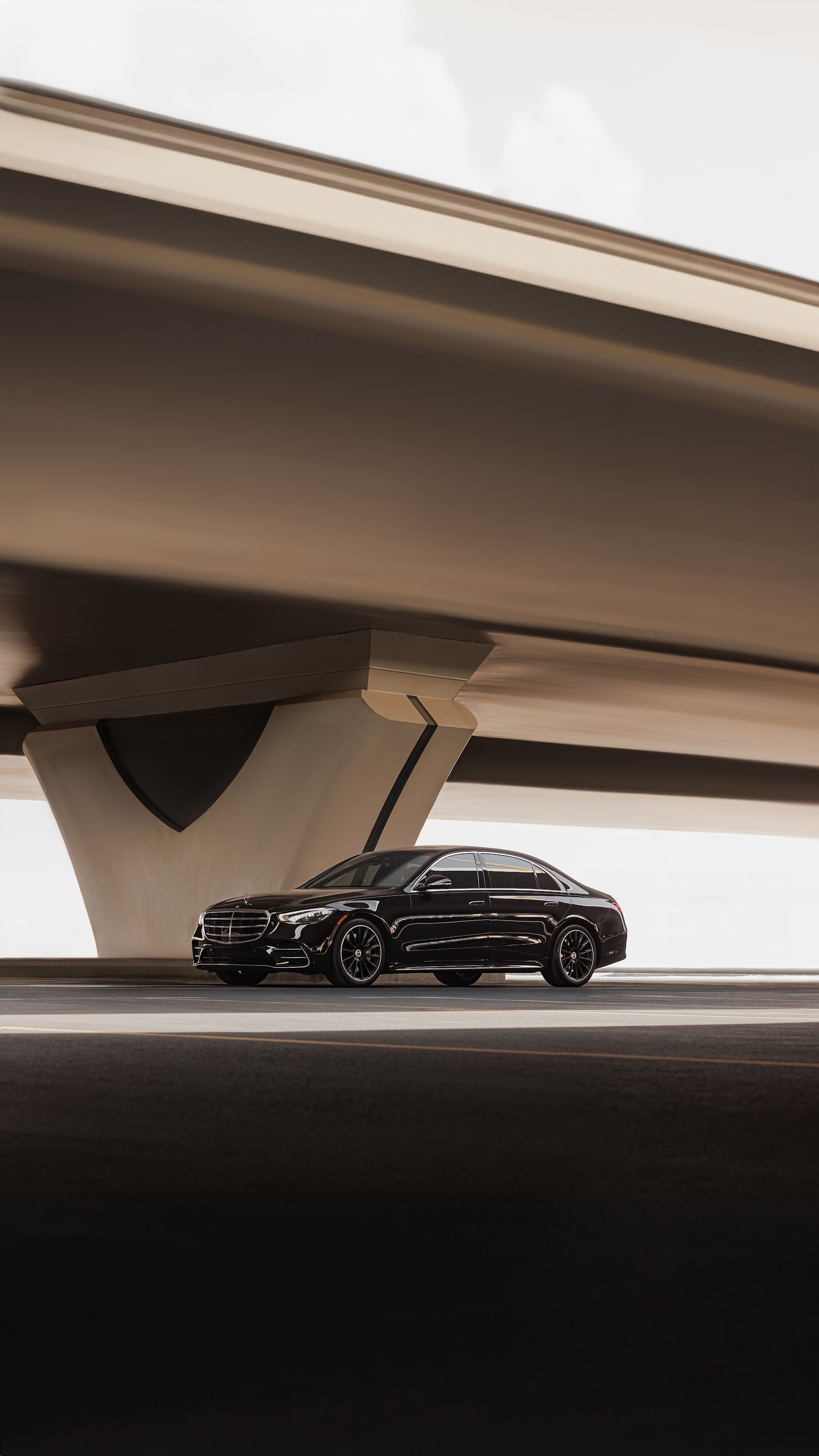 Rent Mercedes-Benz S580 in Dubai photo 10