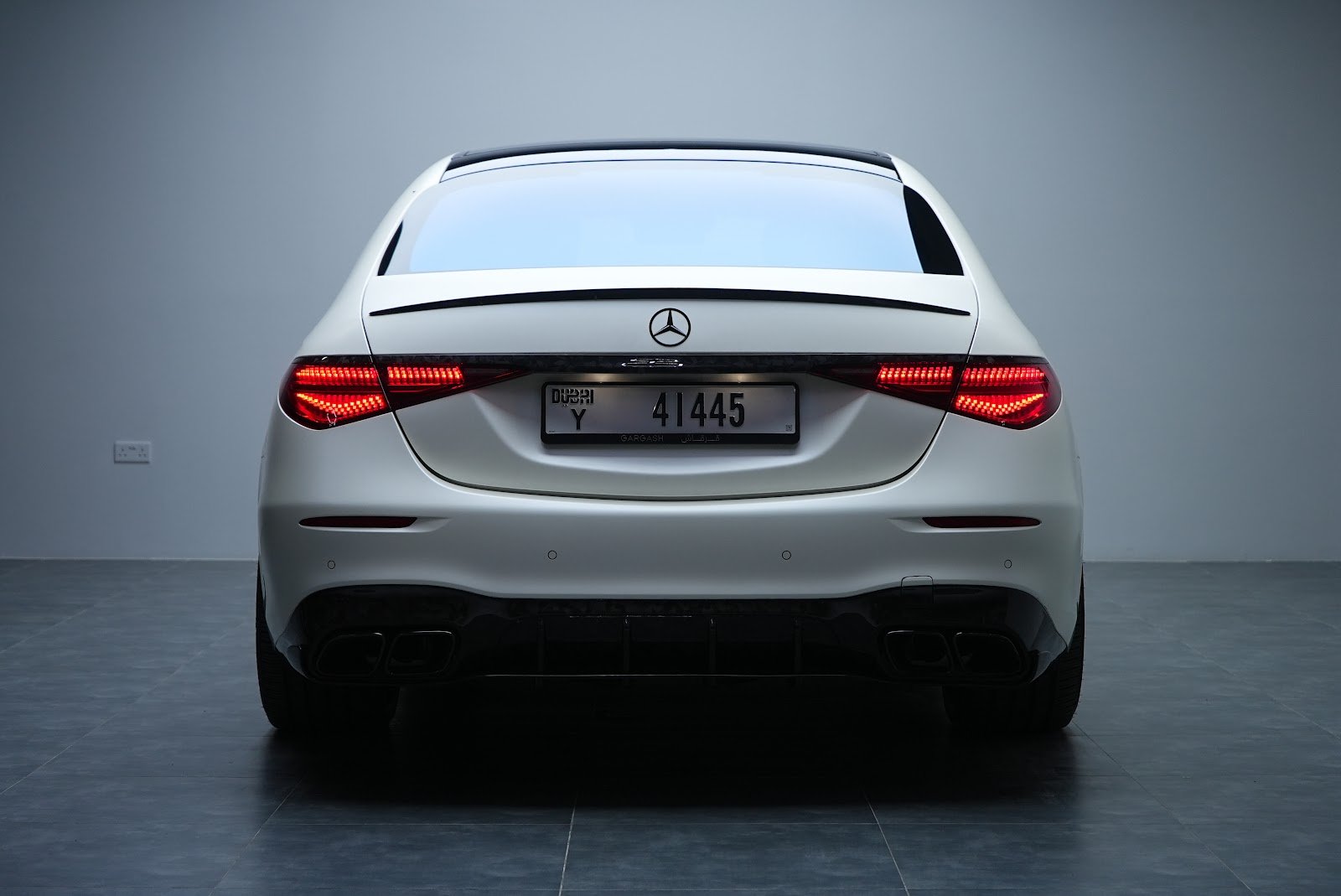 Rent Mercedes-Benz S580 Brabus in Dubai photo 2