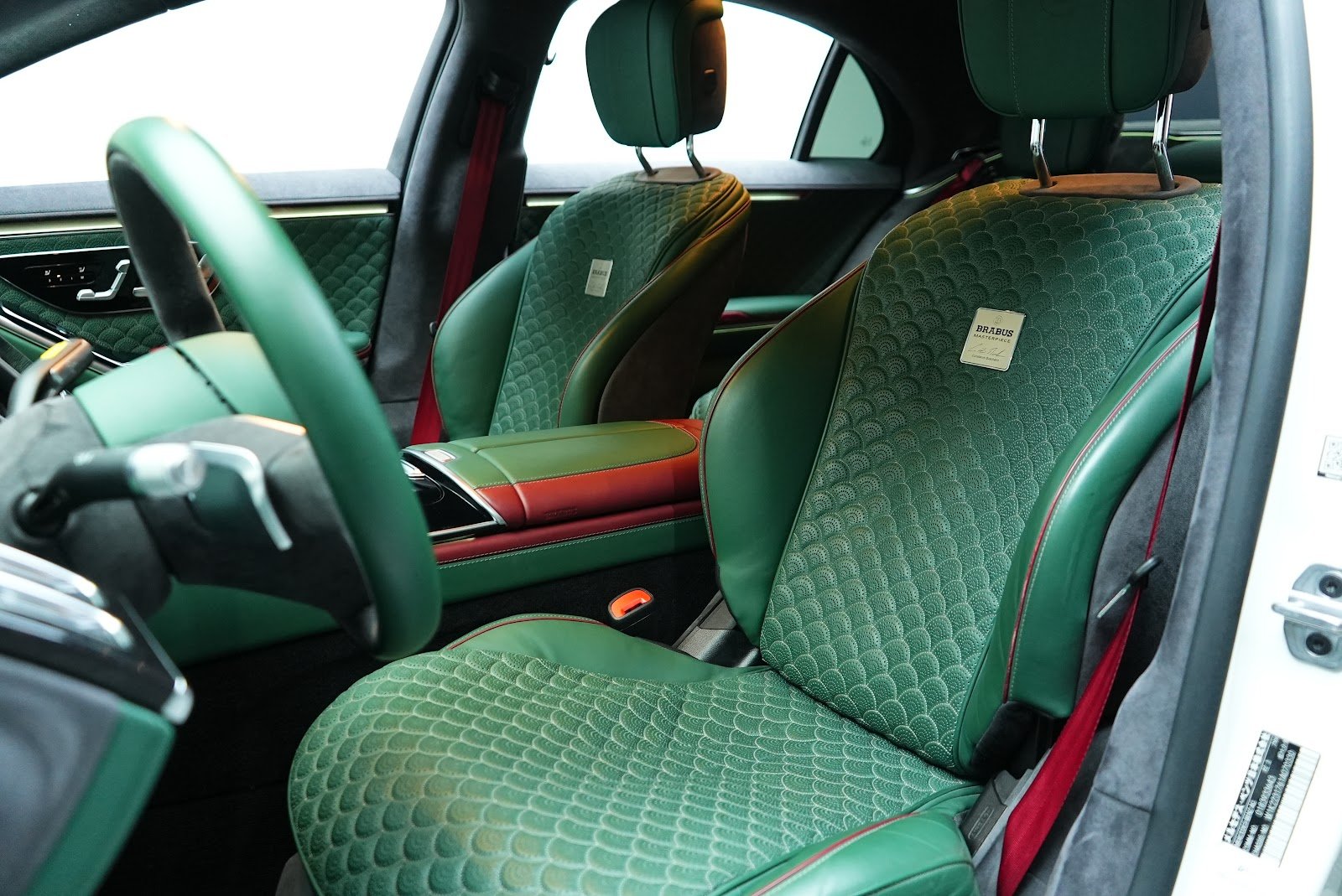 Rent Mercedes-Benz S580 Brabus in Dubai photo 6