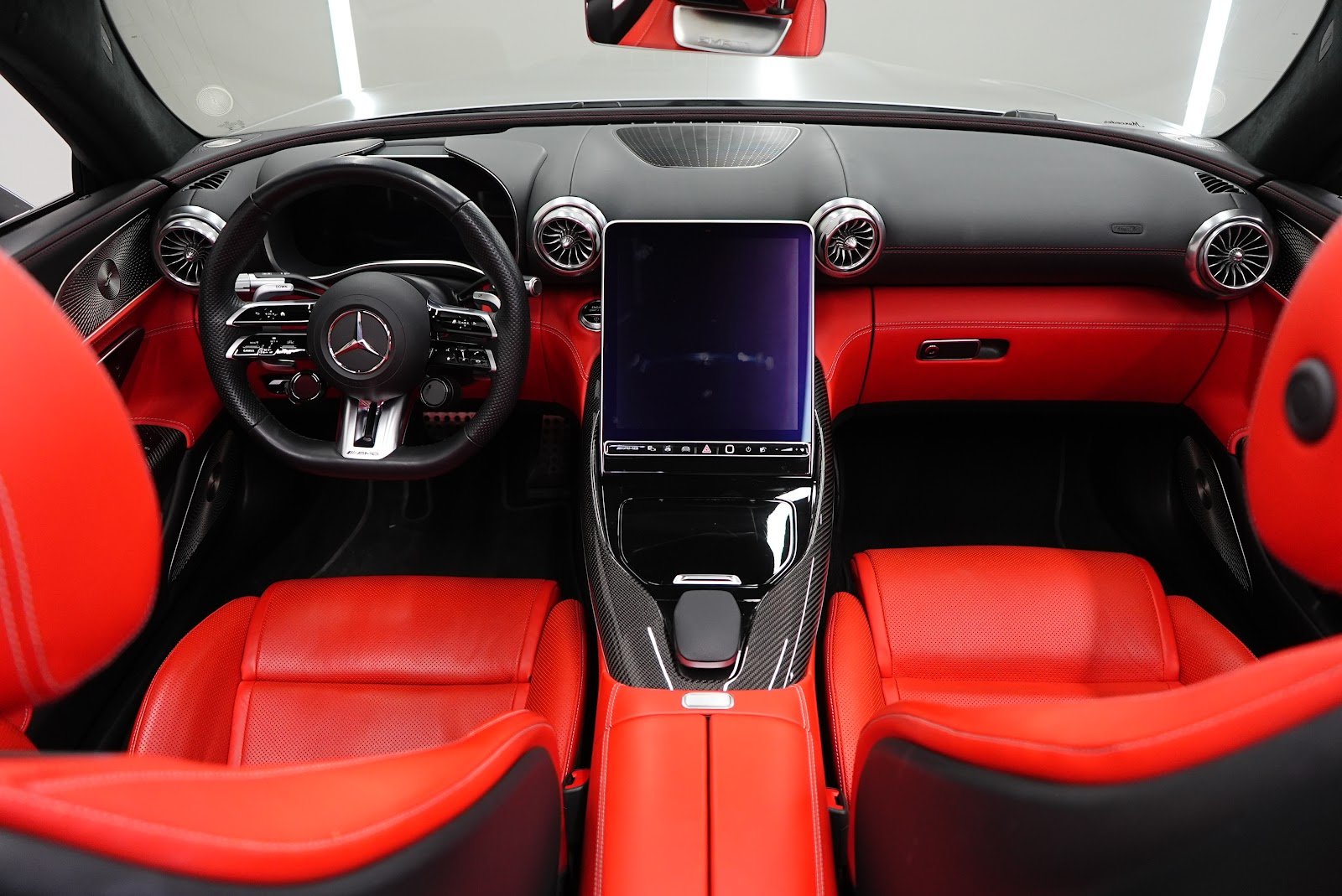Rent Mercedes-Benz SL 63 AMG in Dubai photo 8