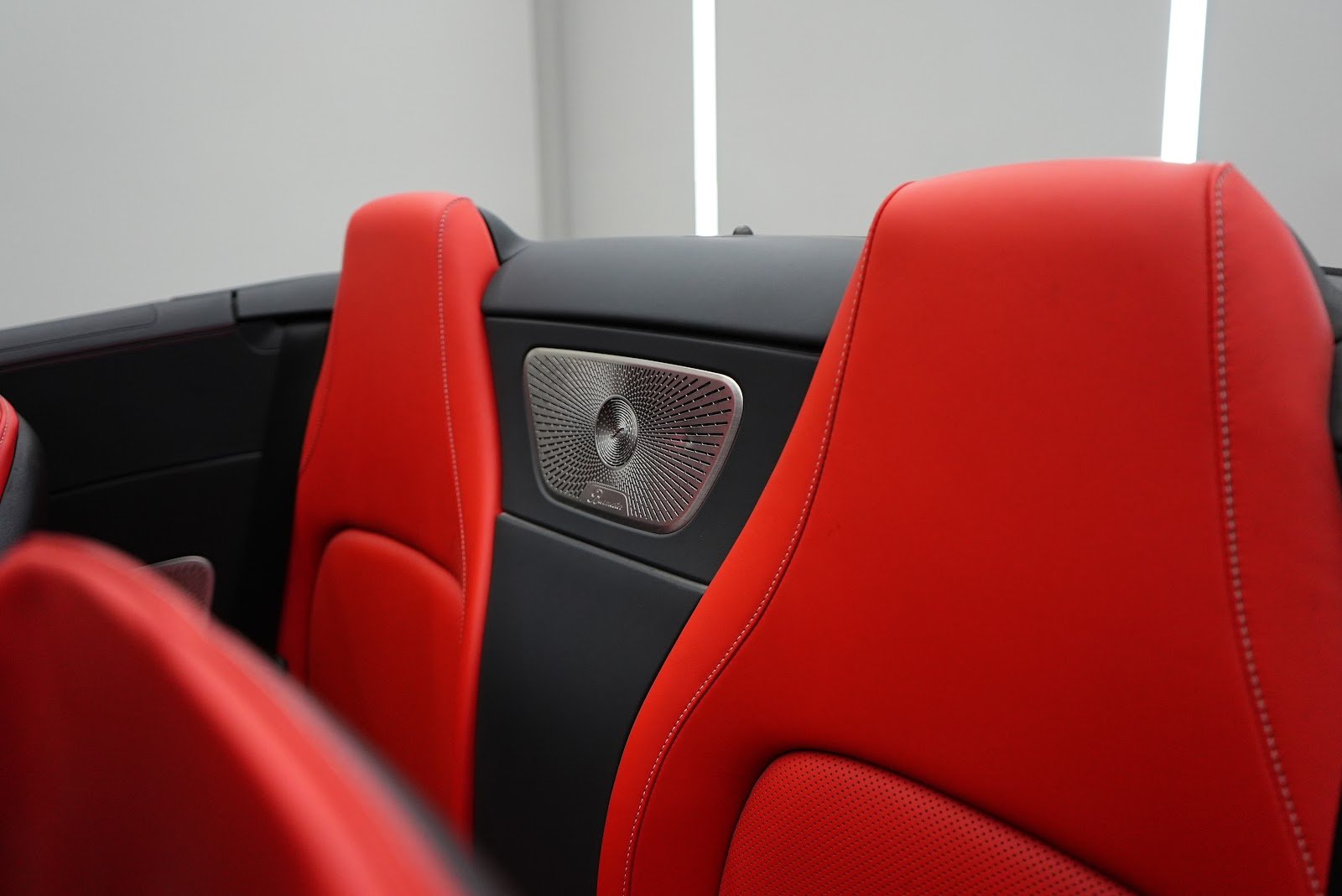 Rent Mercedes-Benz SL 63 AMG in Dubai photo 10