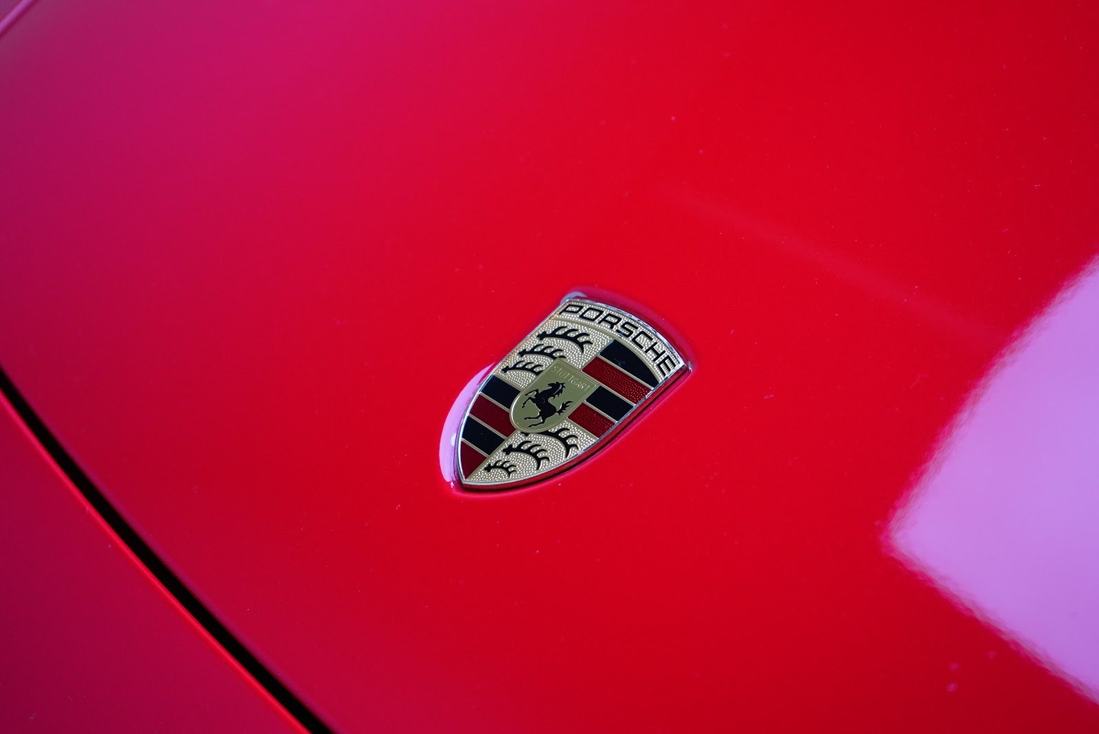 Rent Porsche 911 Targa in Dubai photo 14