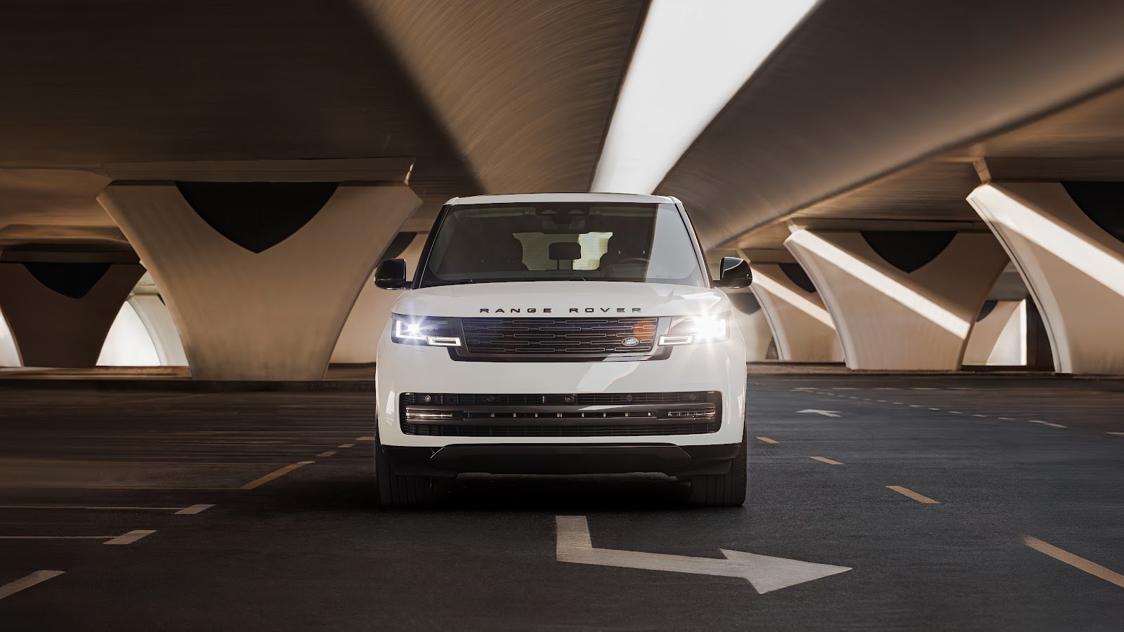 Rent Land Rover Range Rover HSE P530 Vogue in Dubai rental in Dubai
