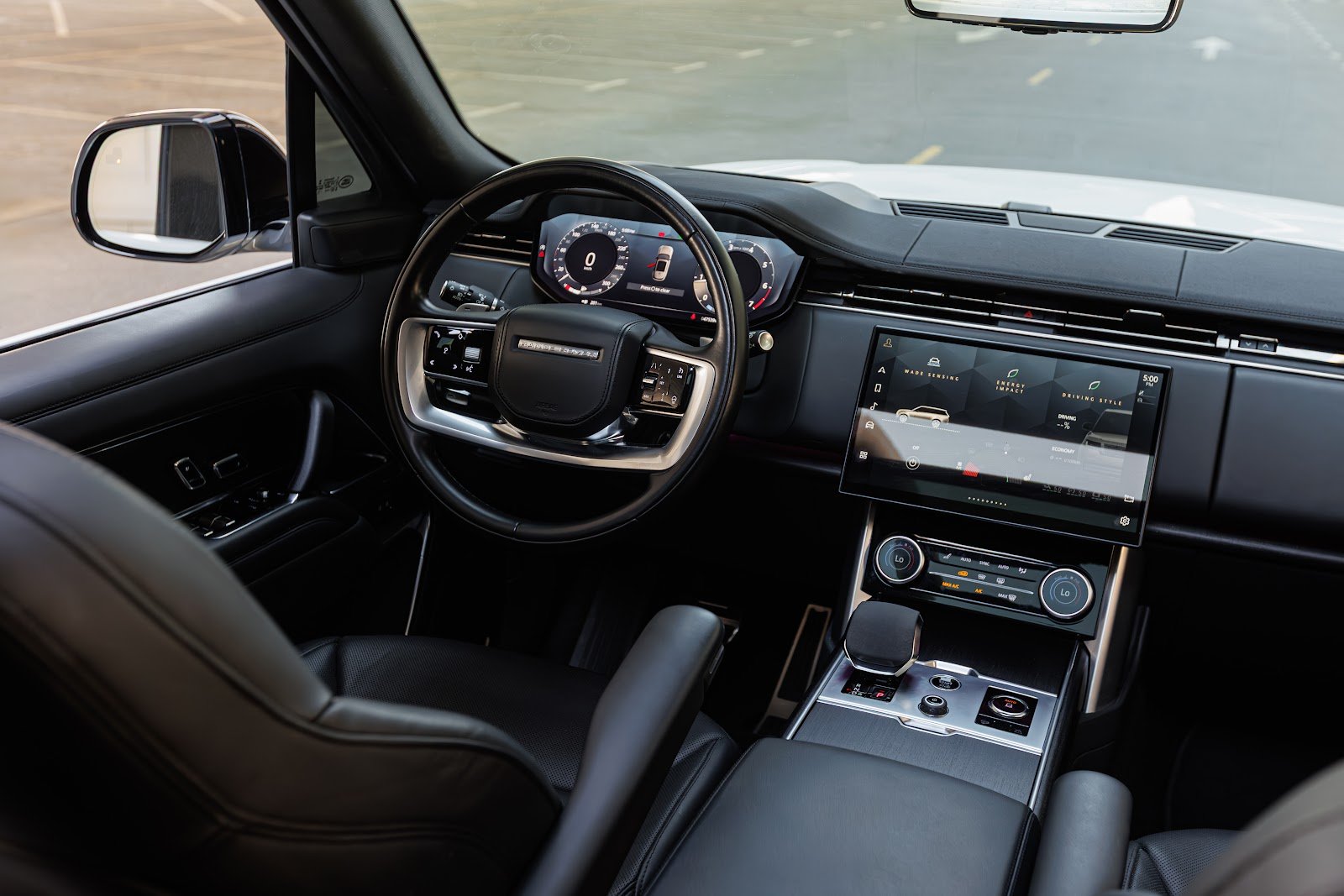 Rent Land Rover Range Rover HSE P530 Vogue in Dubai photo 5