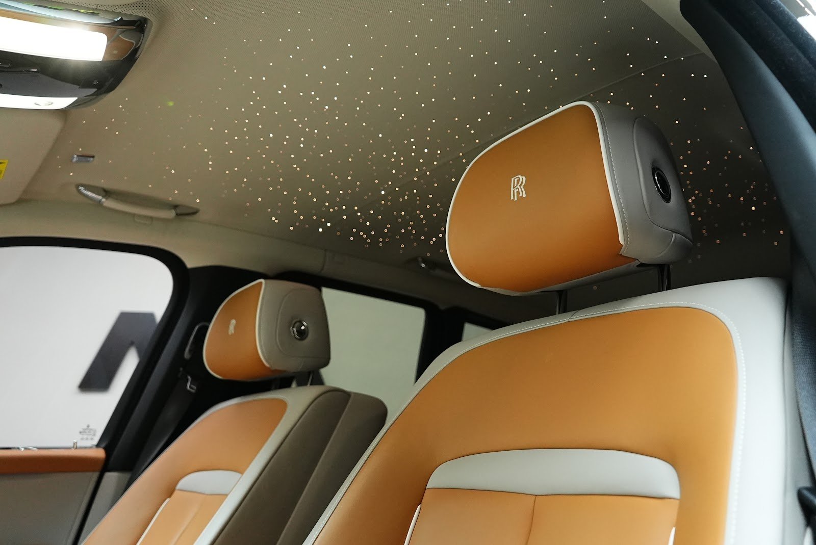 Rent 2025 Rolls-Royce Cullinan in Dubai (Brown) photo 11