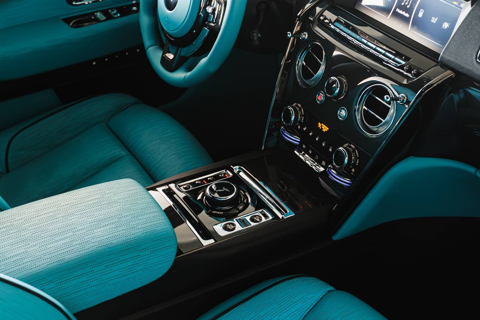 Rent Rolls-Royce Cullinan Mansory in Dubai photo 11