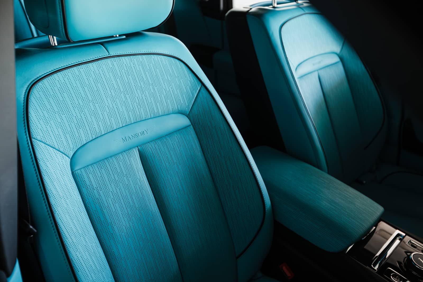 Rent Rolls-Royce Cullinan Mansory in Dubai photo 10