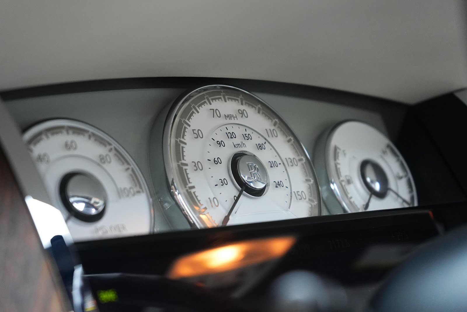 Rent Rolls-Royce Dawn in Dubai photo 6