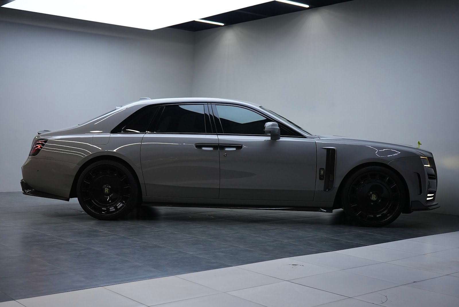 Rent Rolls-Royce Ghost Mansory in Dubai photo 16