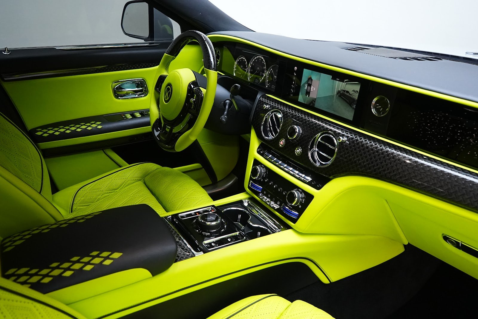 Rent Rolls-Royce Ghost Mansory in Dubai photo 6