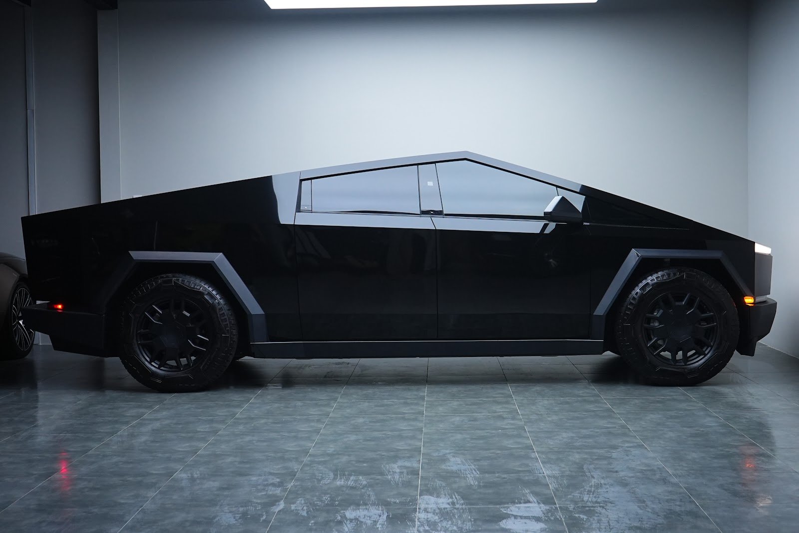 Rent Tesla Cyberbeast in Dubai photo 7