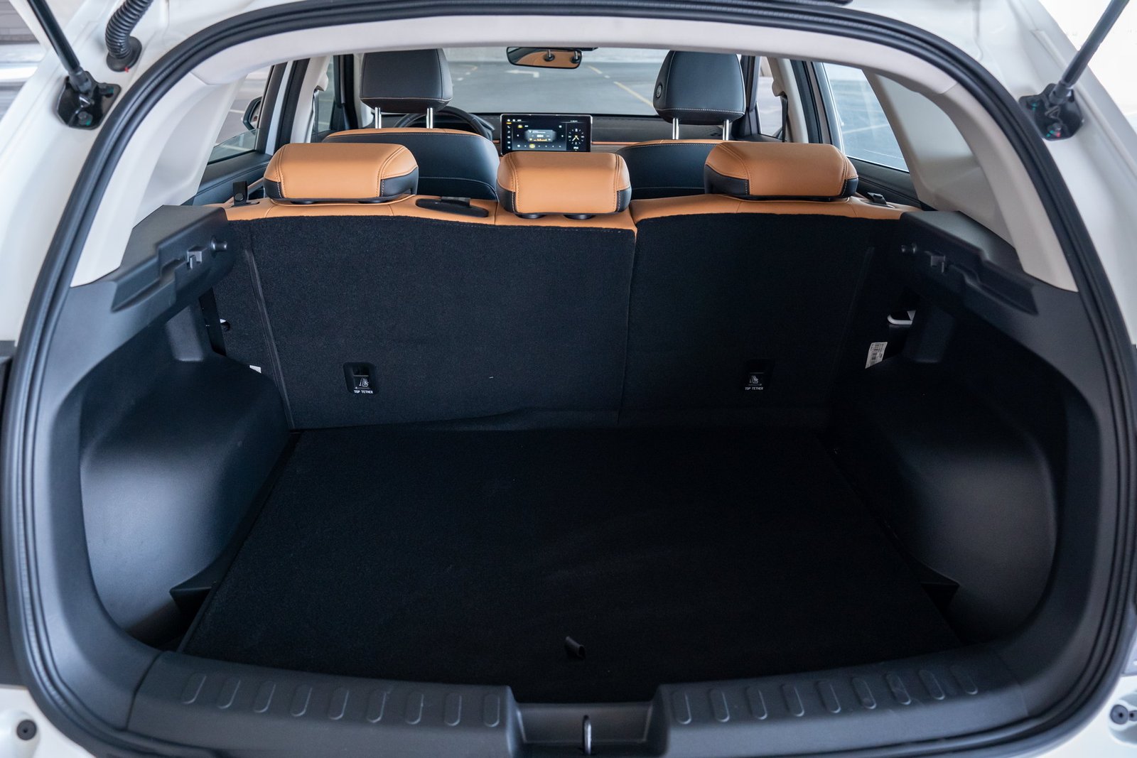 2023 Haval Jolion for Rent in Dubai photo 14