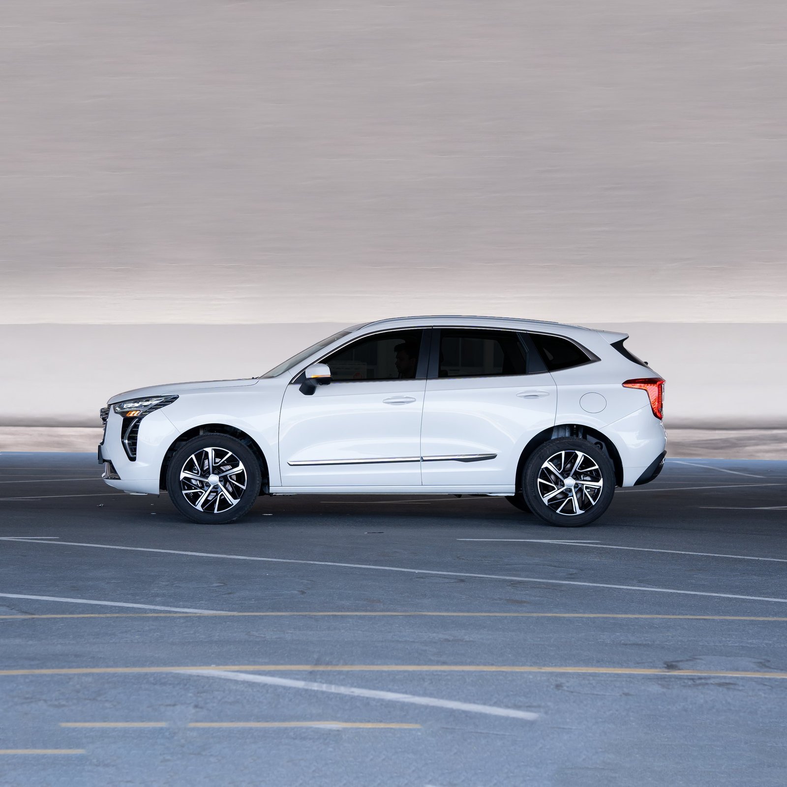 2023 Haval Jolion for Rent in Dubai photo 3