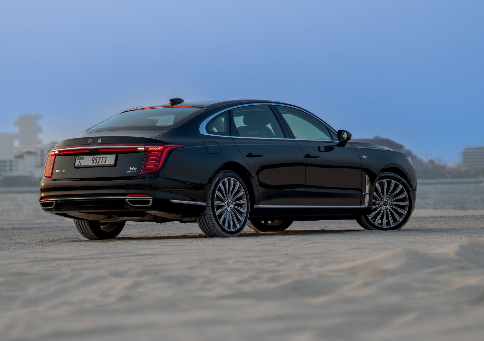 2023 Hongqi H9 for Rent in Dubai photo 6