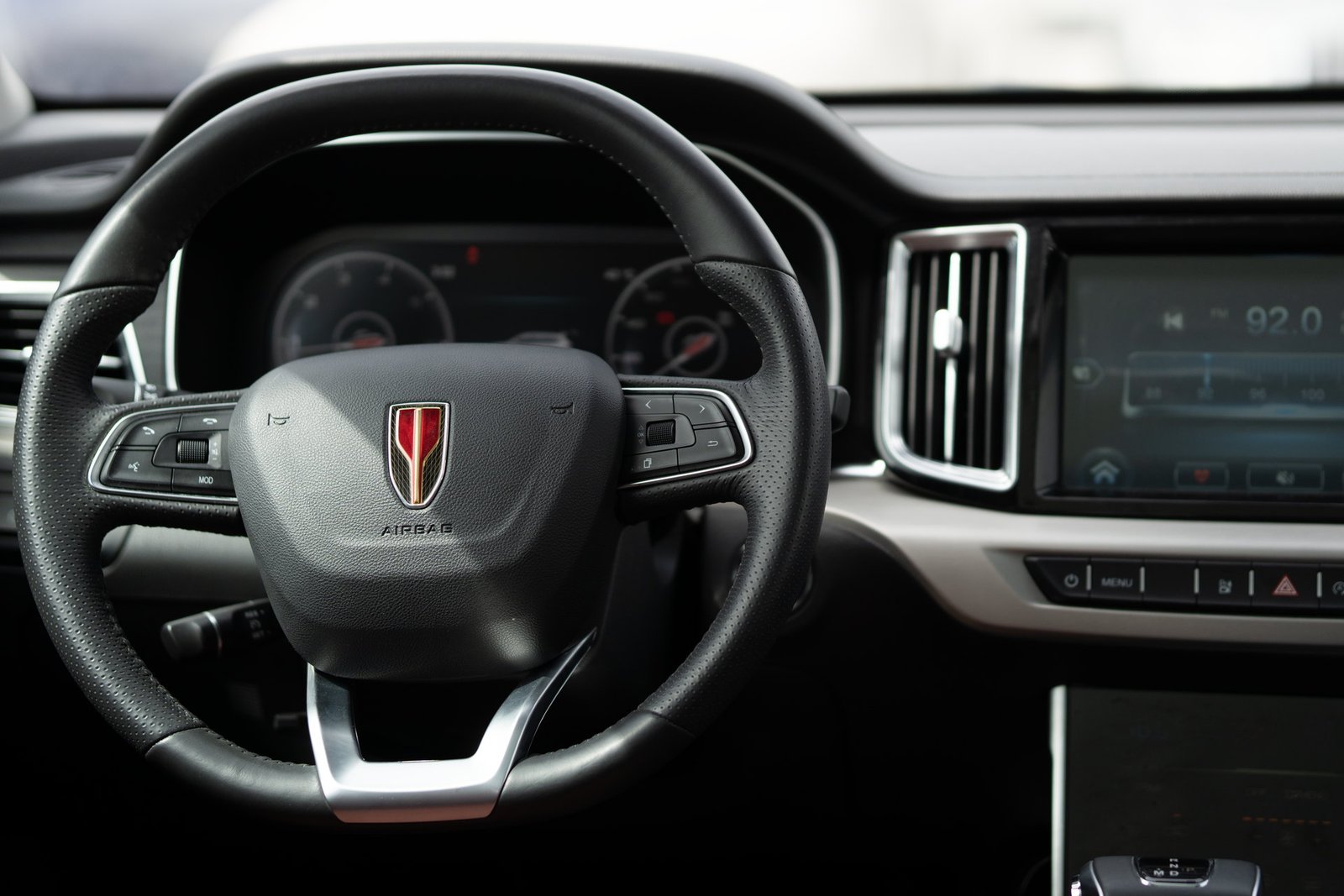 2022 Hongqi HS7 for Rent in Dubai photo 7