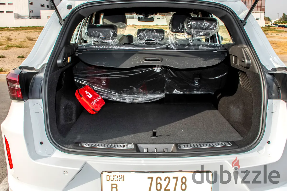 2026 Exeed LX for Rent in Downtown Dubai (White) photo 11