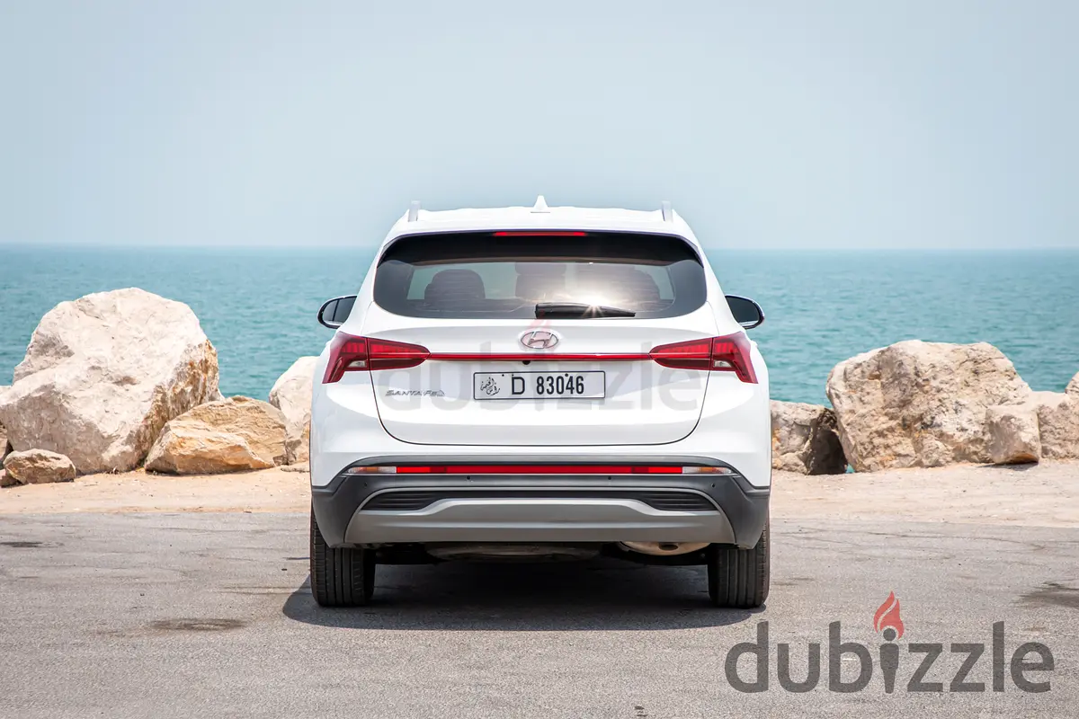 Rent 2023 Hyundai Santa Fe in Port Saeed photo 4
