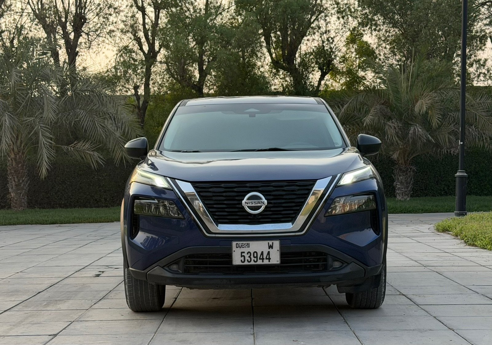Hire Nissan X-Trail in Dubai (Blue, Automatic, VERONA A) photo 2