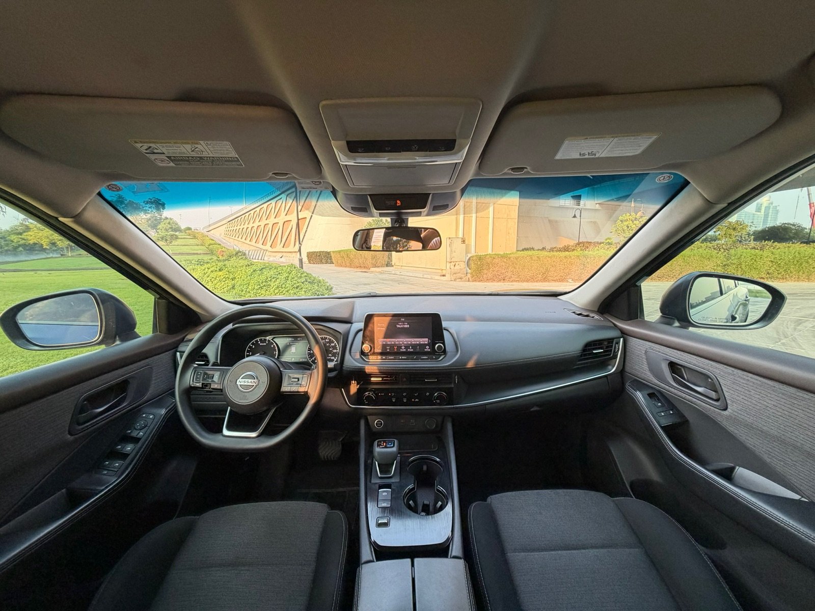 Hire Nissan X-Trail in Dubai (Blue, Automatic, VERONA A) photo 5